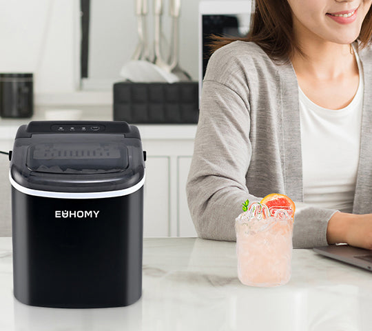 The Evolution of Home Ice Makers: From Luxury to Necessity